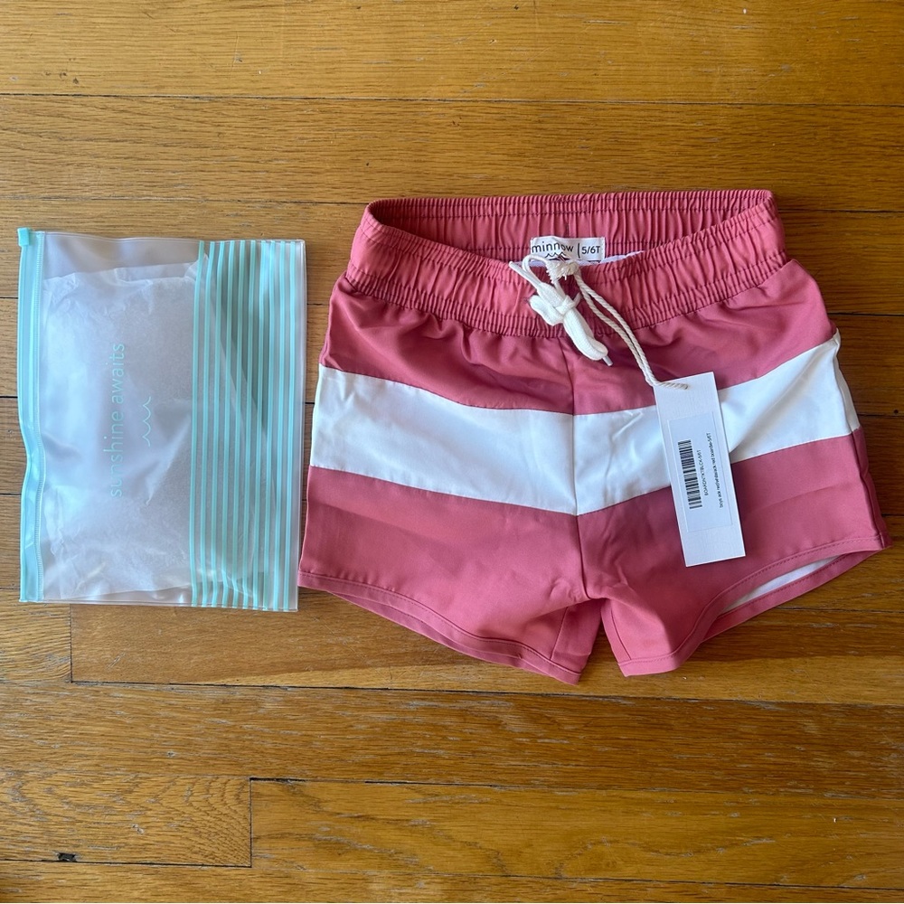 Minnow BNWT Boys Boardie Swim Trunks, 5/6T